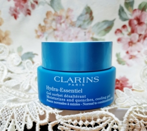 娇韵诗沁润奇肌面霜 冰蓝果冻