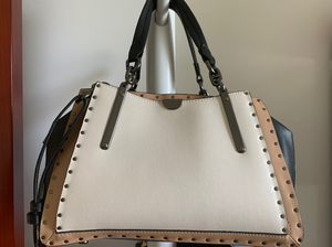 蔻驰coach中号铆钉女包 dreamer29