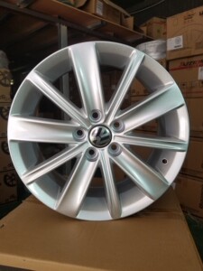 捷达15寸轮毂二手