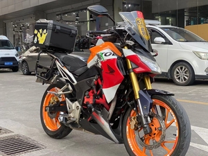 本田cb190r,19年gp版带旅游箱,改装高风挡,成色如图