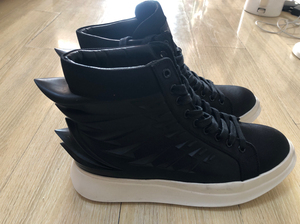 banu巴奴时尚男鞋,建议42脚穿,保证正品,穿上帅气逼人