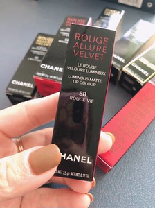 香奈儿红管58#rouge vie限量款,丝绒口红炫亮唇膏4