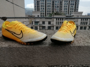nike耐克刺客13皮卡丘配色tf钉超顶级足球鞋43码jp2