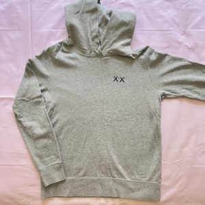 优衣库芝麻街kaws联名卫衣 连帽卫衣男女同款