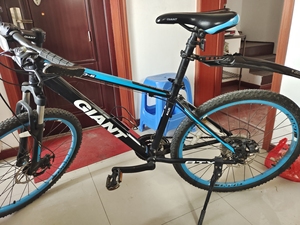 出捷安特rtx660s,闲置的一辆山地自行车,15年买的,但