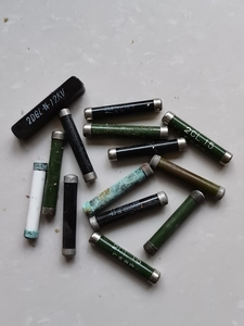 12寸到17寸黑白电视机高压硅柱,共14只,打包出售50元