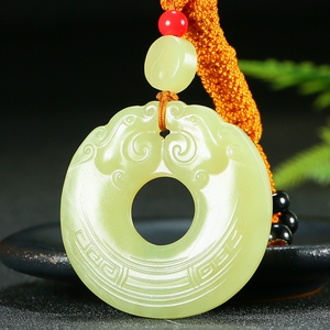 和田玉吊坠圆环平安