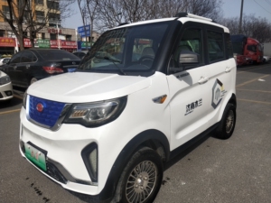 济南木兰微电轿,车况非常好,电动门窗,大屏媒体,倒车影像