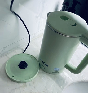 清仓夏新烧水壶家用电热水壶保温水壶自动断电烧水器热水壶电壶电