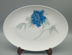 釉下五彩醴陵瓷 手绘牡丹花鱼盘 直径31厘米