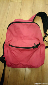 迪卡侬newfeel双肩背包,五成新,尺寸约35cm*25c