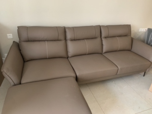 舒丽雅真皮沙发