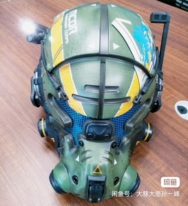 000人付款淘宝760出泰坦陨落2 毒蛇铁驭头盔白模,带有蜂窝网纹理的