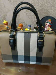 香港萨米璐女包(专柜正品原价1600,买时遇到商场活动120