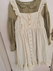 辛波斯卡裙子临时停车场