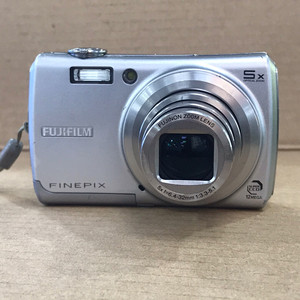 富士f100大底ccd便携相机 功能全好实物如图 摄影爱好