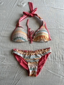 triumph黛安芬 正品m码 比基尼泳衣系带