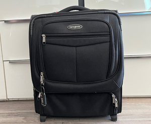 violetvivid淘宝新秀丽samsnite黑色20寸拉杆箱登机箱0人付款220.