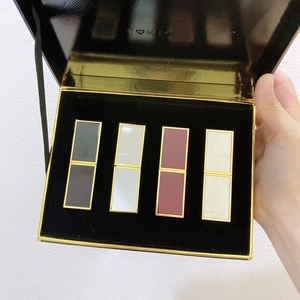 (tf七夕口红礼盒4件套)套装内含色号: 黑管/红管/白管