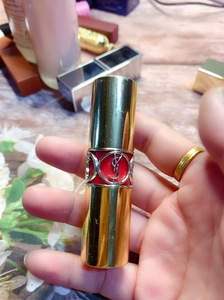 ysl圣罗兰圆管12 必须入的一款口红.曾经火到爆,最难买到