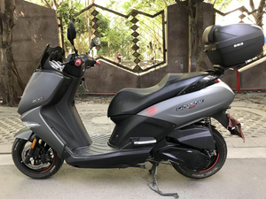 标志城市之星200cc踏板摩托车,rs版本