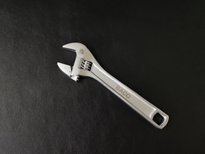 德国巴可baco,6寸活动扳手,台湾制造,全新未使用.