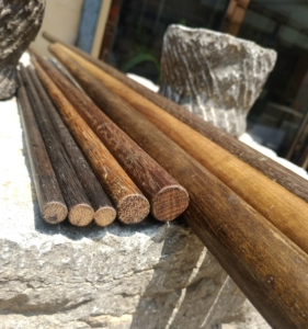 老红木秤杆红木杆子把柄【少见】品相如图,有铁力木乌木或者紫檀