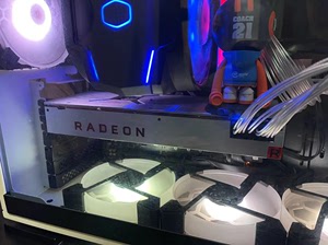 amd 迪兰 vega64银风 出自用显卡 99新