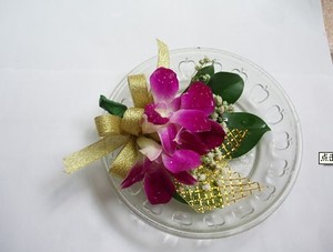 上海鲜花速递 洋兰胸花鲜花店会议胸花商务胸花 庆典胸花磁铁胸花