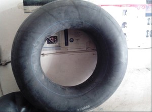 609人付款淘宝超大汽车内胎拆车轮胎大车旧胎可用于游泳圈钓鱼船捕鱼