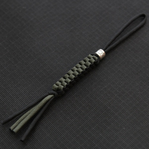 满百包邮个性另类前卫diy全手工b格编织吊坠刀绳刀坠饰品绅士