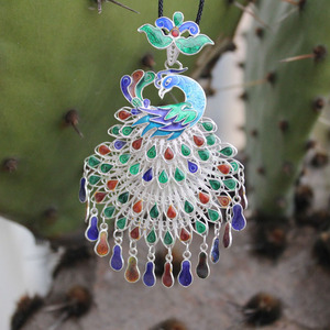 黔饰印象s999纯银苗族银饰手工拉丝 精品四层孔雀景泰蓝项链吊坠