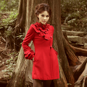 【转卖】全新尤麦A1356原创女装长款修身红色羊绒毛呢