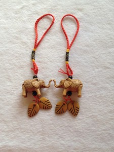 木质椰子壳泰国西双版纳旅游纪念品小象吉祥挂件小礼品手工艺品