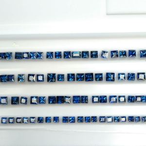 天然蓝宝石方2.5*2.5—4*4裸石戒面可定制戒指吊坠耳钉支持检测