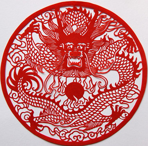 新款红色龙剪纸窗花贴纸纯手工十二生肖龙春节吉祥中国特色图案1