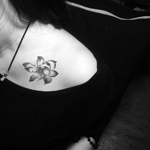 宝宝兔黑白水墨莲花纹身贴女防水持久个性仿真图腾性感刺青贴纸