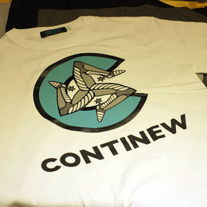 continew logo 三曲腿 tee t恤