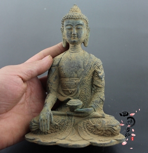 铜器仿古摆件释迦牟尼佛做旧出土铜佛像古董古玩工艺品老物件古董