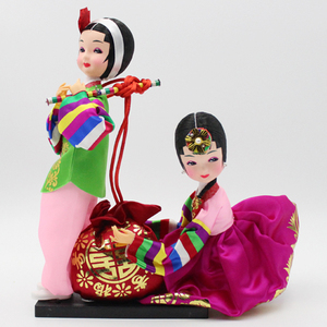 韩国彩色福袋韩服人偶 工艺品摆件 料理店装饰品情侣新婚特色摆件