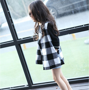 新款秋装女童韩版童装休闲黑白大方格马甲长款马甲外套