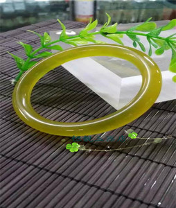 天然玉石黄金玉细条手镯天然岫玉黄金玉细条手镯精品手镯
