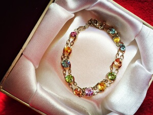 帝佳水晶手链,98成新