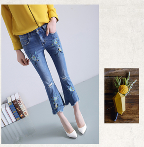 经典复古2017春夏款民族风刺绣印花微喇叭女九分牛仔裤修身高腰裤