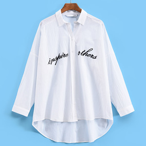 英文字母衬衫女