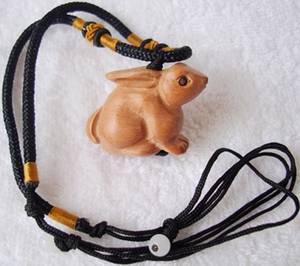 东阳木雕复古十二生肖桃木小兔子吊坠祥兔车钥匙扣手工雕刻项链