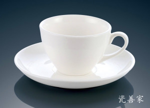 批发酒店餐具纯白陶瓷欧美式咖啡奶茶杯子150毫升有耳杏式杯连碟