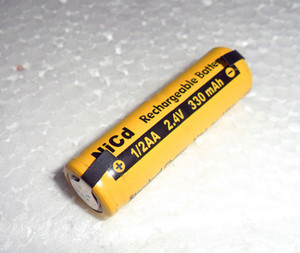 剃须刀电池2.4v