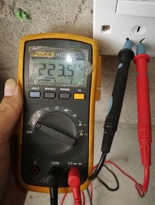 福禄克fluke111万用表