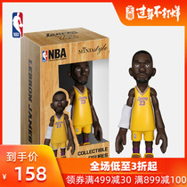 NBA MINDstyle Lakers James Mini Star Q doll table top ornament